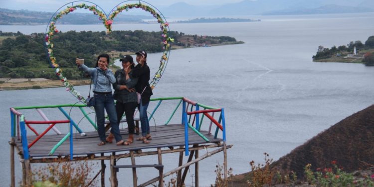 Bukit Sitalmak-talmak, Destinasi Baru Sejuta Pesona di Danau Toba