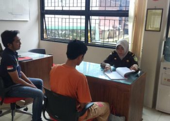 Masuk Lewat Ventilasi, Kawanan Rampok Sandera Korban Dengan Golok