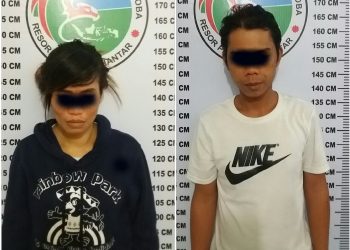 Seorang Pria dan Wanita Pekerja Salon Tercyduk Ngisap di Kamar Kos