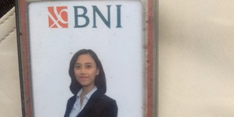 Rara Sitta Stefanie, Karyawati BNI Tewas Setelah Kecelakaan Ditendang Begal Rara Sitta Stefanie, Karyawati BNI Tewas Setelah Kecelakaan Ditendang Begal