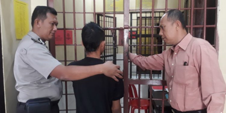 Simpan Ganja dan Sabu, Pria Ini Diringkus.. Simpan Ganja dan Sabu, Pria Ini Diringkus..