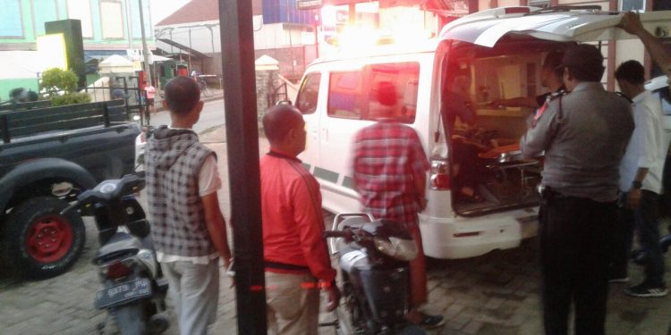 Serempet Truk, Pengendara Mio Tewas. Polisi Masih Kejar Supir Truk...