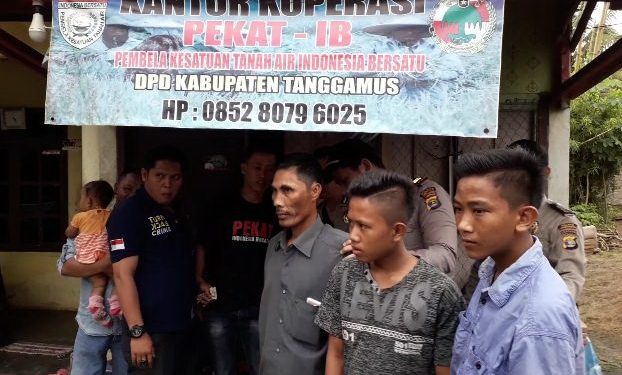 Berantas Pungli, Polisi Seser Sejumlah Tempat ini. Enam Pelaku Dibekuk Berantas Pungli, Polisi Seser Sejumlah Tempat ini. Enam Pelaku Dibekuk