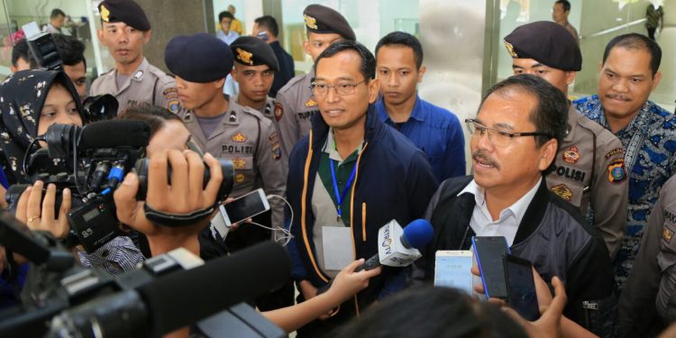 JR Saragih & Ance Selian Resmi Masukkan Gugatan ke Bawaslu
