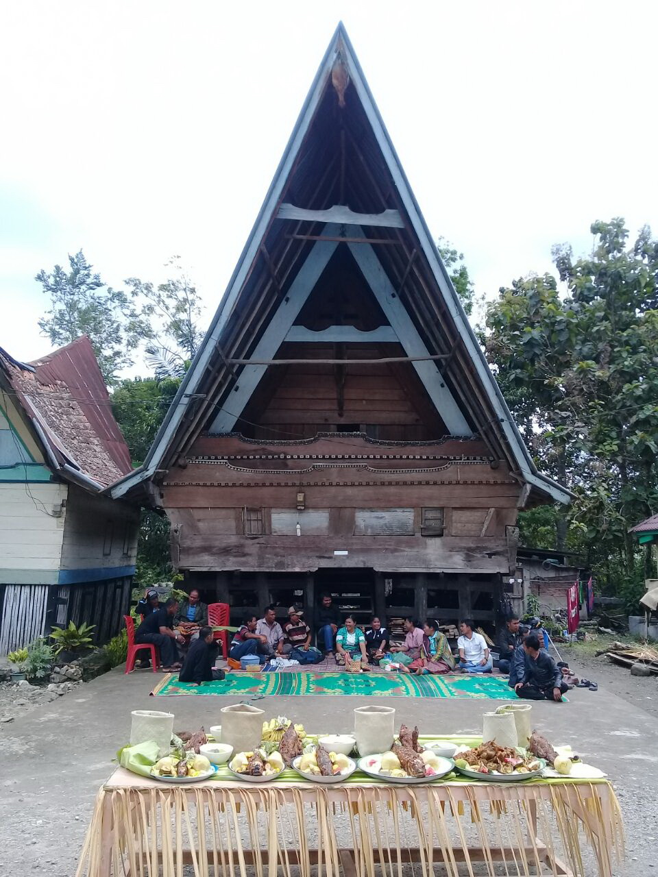 Kelompok Tiga Marga Gelar Ritual di Tano Ponggol, Danau Toba