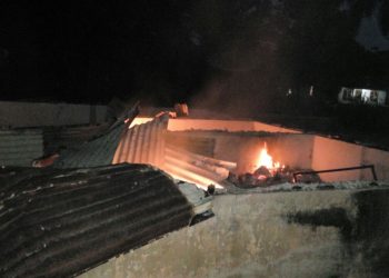 Tragis!Kebakaran Rumah Dinas Guru Merenggut Nyawa, A Sairun Sarumpaet Tewas Terpanggang