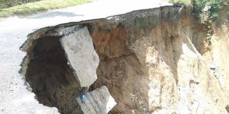 Jalan Longsor Tak kunjung Diperbaiki, Ini Kata BPBD Simalungun Jalan Longsor Tak kunjung Diperbaiki, Ini Kata BPBD Simalungun