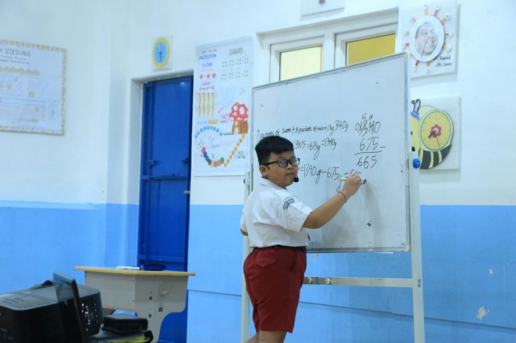 Mengukir Prestasi dan Gapai Cita-cita Bersama Pride Education Centre Pematangsiantar