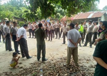 Personil Polres Simalungun Kawal Eksekusi Lahan...