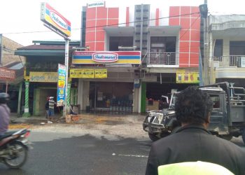 Gudangnya Terbakar, Karyawan Indomaret Kocar-kacir...
