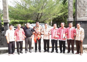 Ingin Siantar Lebih Baik, Sekda Perkenalkan Diri dan Minta Dukungan Ephorus GKPS