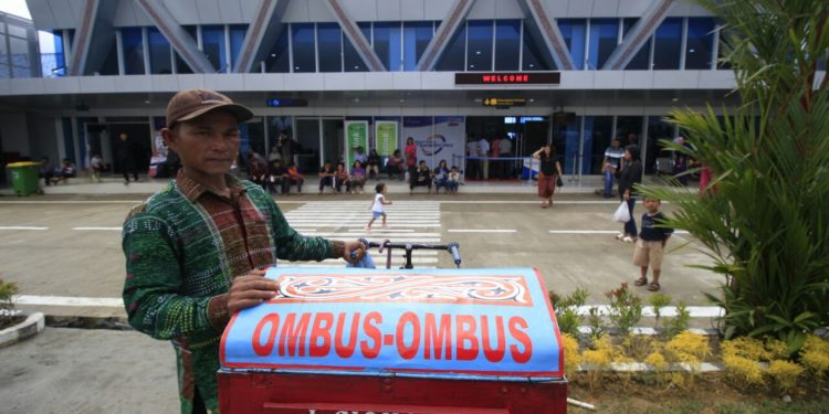 Potensi Wisata Danau Toba, Air Asia Dapat Lampu Hijau Buka Rute India-Silangit Potensi Wisata Danau Toba, Air Asia Dapat Lampu Hijau Buka Rute India-Silangit