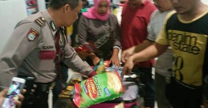 2 Warga Sulsel Diamankan Bawa 4 Bungkus Kacang Garuda di Bandara Kualanamu 2 Warga Sulsel Diamankan Bawa 4 Bungkus Kacang Garuda di Bandara Kualanamu