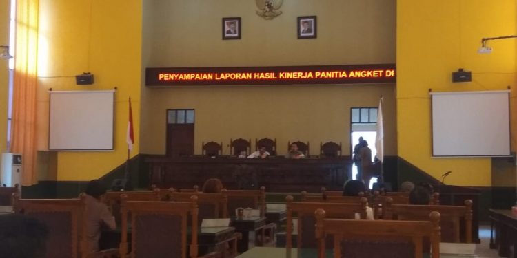 Sejumlah Anggota DPRD Tak Hadir, Paripurna Penistaan Etnis Simalungun Berakhir