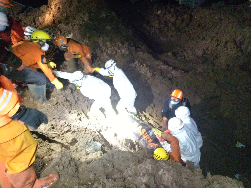 Sepuluh Hari Tertimbun Longsor, Jenazah Mersi Siagian dan Tiga Anaknya Akhirnya Ditemukan