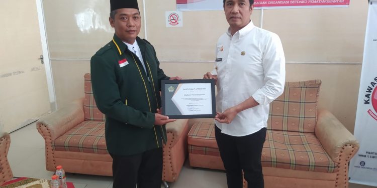 Penyuluh Teladan Tingkat Nasional Hadiri Pembentukan Badan Bimbingan Rohani Islam Kota Pematangsiantar Penyuluh Teladan Tingkat Nasional Hadiri Pembentukan Badan Bimbingan Rohani Islam Kota Pematangsiantar
