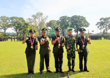 Personil Yonif 122/TS, Serda Hanri Siregar Siswa Terbaik DIKTUKBA TA.2022