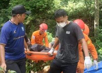 Mobil Masuk Jurang di Danau Toba, Supir Warga Simalungun Tewas Terjepit