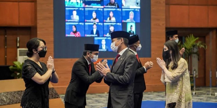 Jimmy Bernardo Panjaitan Dilantik Sebagai Direktur Utama Badan Pelaksana Otorita Pariwisata Danau Toba Jimmy Bernardo Panjaitan Dilantik Sebagai Direktur Utama Badan Pelaksana Otorita Pariwisata Danau Toba