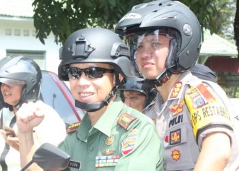 Jelang Natal, Kapolrestabes Medan Bersama Dandim 0201/BS Naik Sepedamotor Tinjau Gereja