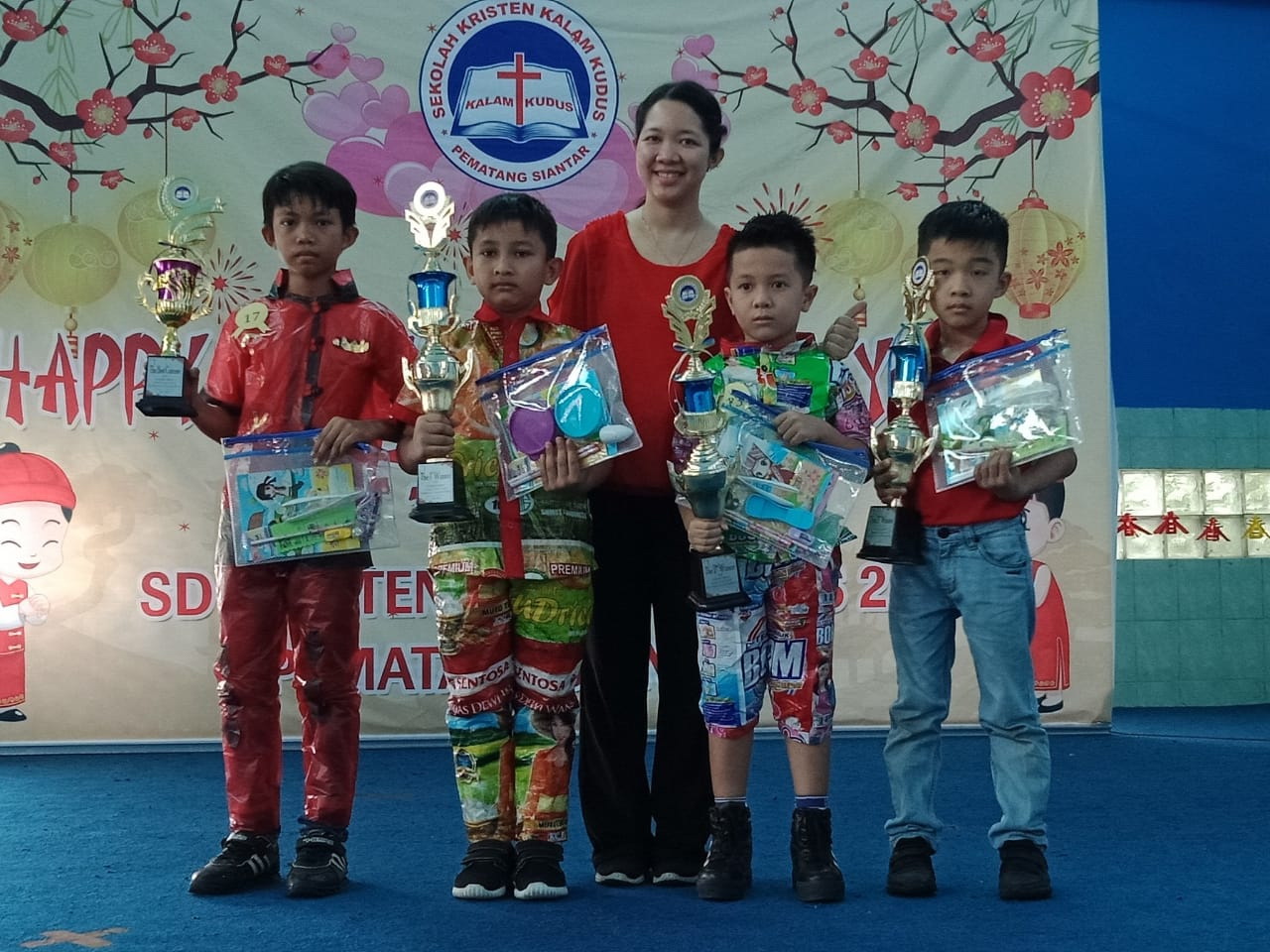 Jalin Kedekatatan Siswa, Ortangtua dan Guru, SD Kalam Kudus 2 Pematangsiantar Gelar Family Day Jalin Kedekatatan Siswa, Ortangtua dan Guru, SD Kalam Kudus 2 Pematangsiantar Gelar Family Day