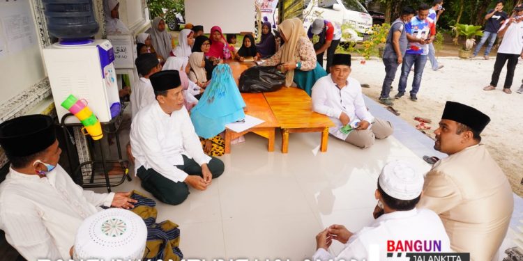 Melintasi Jalan Setapak dan Berlumpur, Bang Hasim Kunjungi Rumah Baca Alquran di Bandar Jawa Melintasi Jalan Setapak dan Berlumpur, Bang Hasim Kunjungi Rumah Baca Alquran di Bandar Jawa