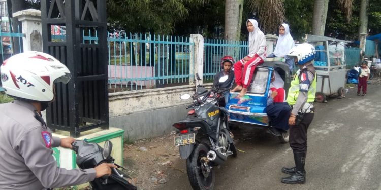 Abaikan Keselamatan Penumpang, Sat Lantas Polres Madina Tilang Abang Becak