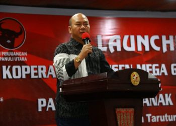 Bupati Taput Tutup Secara Resmi Pameran UMKM Anak Muda Millenial