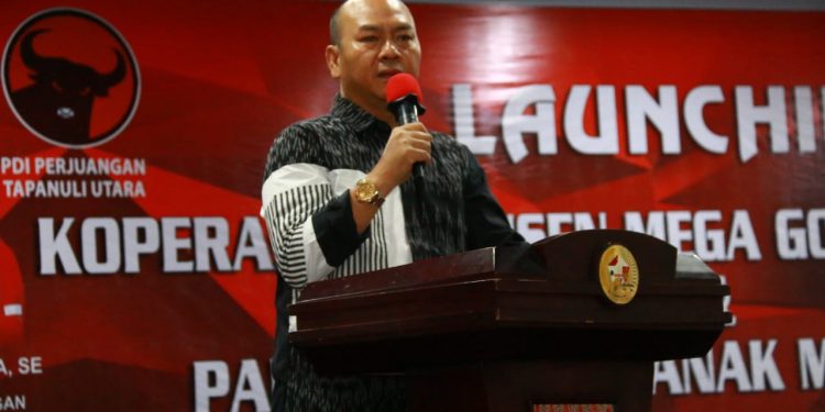 Bupati Taput Tutup Secara Resmi Pameran UMKM Anak Muda Millenial