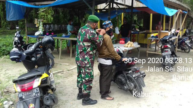 Kodim 0208/Asahan Melalui Koramil-07/Air Joman Babinsa Giatkan Sosialisasi Dan Himbauan Mengenai Pencegahan Covid-19 Kodim 0208/Asahan Melalui Koramil-07/Air Joman Babinsa Giatkan Sosialisasi Dan Himbauan Mengenai Pencegahan Covid-19