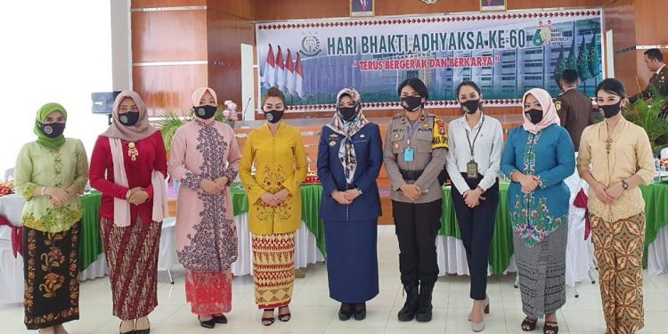 Wakapolres Tanggamus Kompol Heti Patmawati Hadiri Syukuran Hari Bhakti Adhyaksa ke-60
