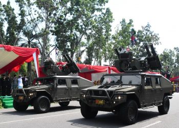 HUT Ke-74 TNI di Riau Dimeriahkan Tarian Bukit Barisan dan Pameran Alutsista