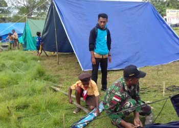 Satgas Yonif 126/ Kala Cakti Latih Anak Pramuka di Papua