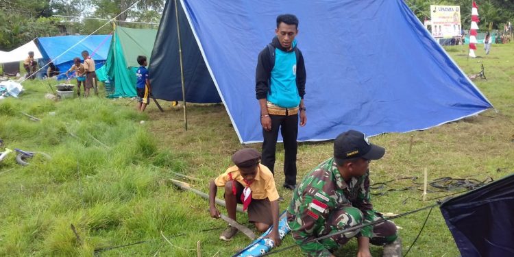 Satgas Yonif 126/ Kala Cakti Latih Anak Pramuka di Papua