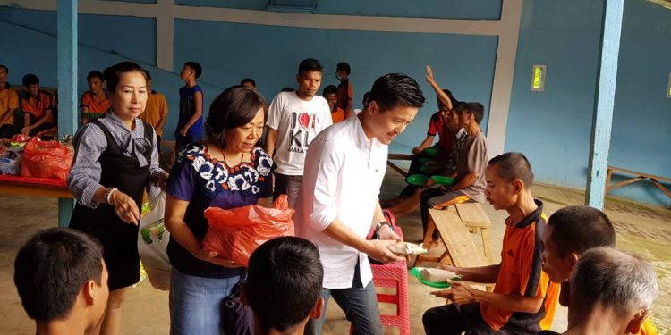 Anthony, Sosok Muda yang Peduli Sesama