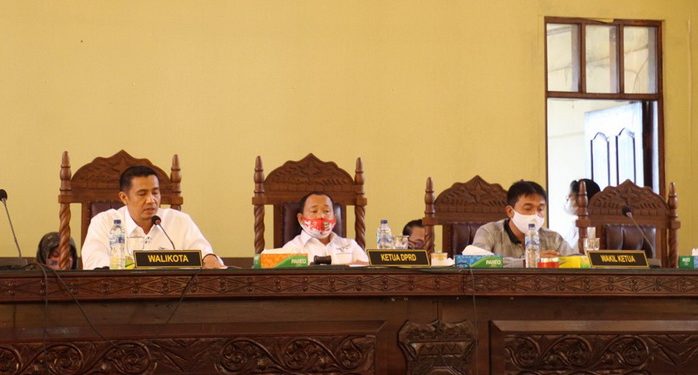 Walikota Siantar Yakin Keberhasilan Pelaksanaan APBD merupakan Kerja Sama Eksekutif dan Legislatif