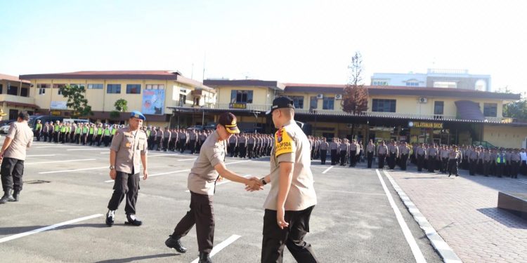 Wakapoldasu Pimpin Apel di Polrestabes Medan