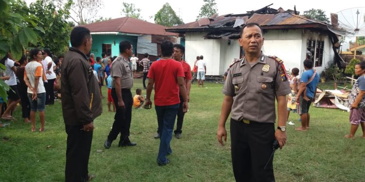 Rumah Dinas Mantan Pegawai Disbun Terbakar Atau Dibakar???