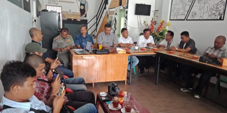 APK Pilkada Harus Dibersihkan Sebelum Pelaksanaan Pemilihan APK Pilkada Harus Dibersihkan Sebelum Pelaksanaan Pemilihan