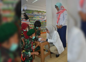 Anak TK Kartika I-42Yonif 122 Tombak Sakti Wisata Apotek