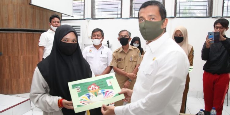 Walikota Siantar Peduli Generasi Muda, 75 Atlet Berprestasi Dapat Tali Asih