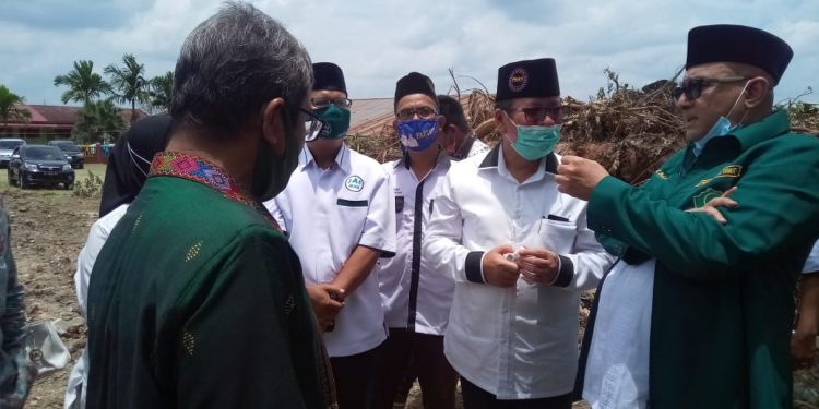 PASTI Hadiri Peletakan Batu Pertama Pembangunan Gedung Dakwah & Pendidikan Syekh M.Arsyad Thalib Lubis PASTI Hadiri Peletakan Batu Pertama Pembangunan Gedung Dakwah & Pendidikan Syekh M.Arsyad Thalib Lubis