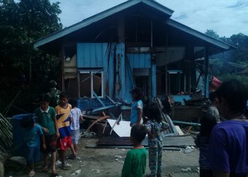 Dituduh Pelihara "Begu Ganjang" Rumah Dirusak dan Sepeda Motor Hasmaron Sidabutar Dibakar