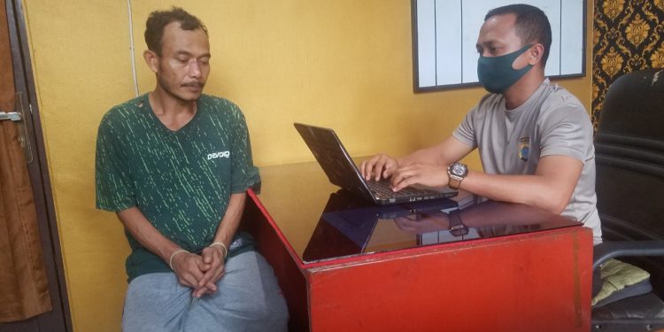 Dibakar Api Cemburu, Suami Nyaris Bakar Istri yang Mau Nikah Lagi Dibakar Api Cemburu, Suami Nyaris Bakar Istri yang Mau Nikah Lagi