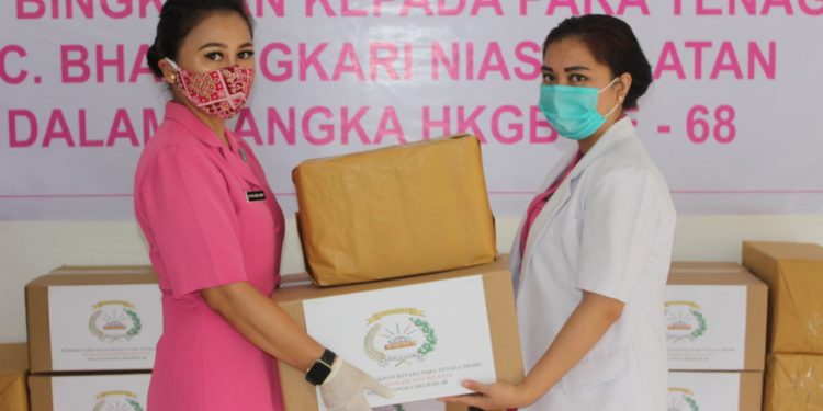 Memperingati HKGB Ke- 68, Bhayangkari Cabang Nias Selatan Gelar Baksos