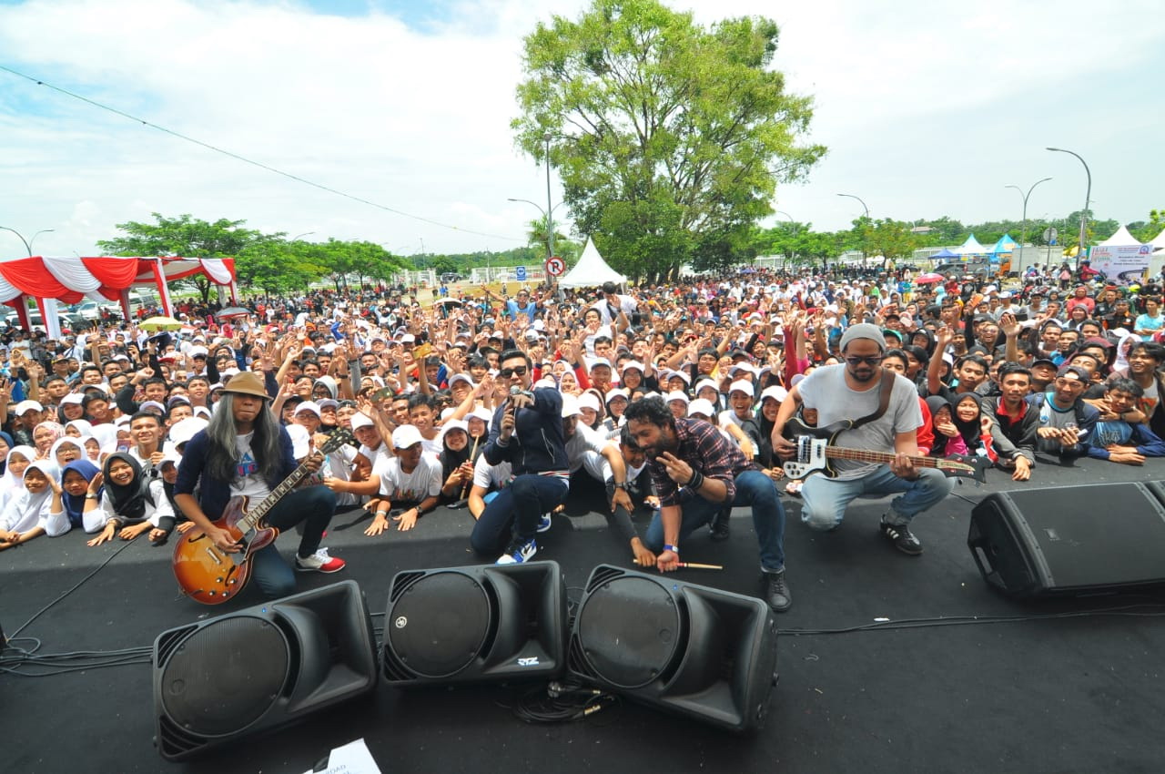 Kampanye Cegah Kecelakaan Lalu Lintas, MRSF di Bogor Dimeriahkan  Band Naif dan Freestyle Sepedamotor