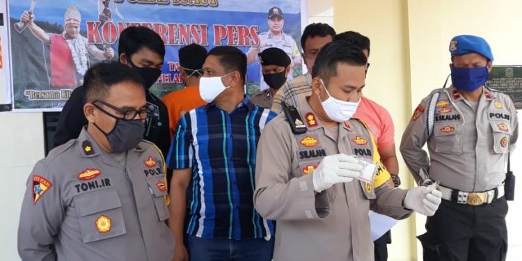 Dua Pengedar Narkoba Madina Ditangkap, Satu Tewas Ditembak Dua Pengedar Narkoba Madina Ditangkap, Satu Tewas Ditembak