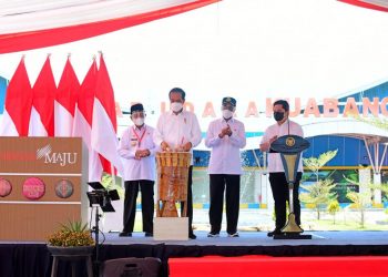 Presiden Jokowi Resmikan Terminal Baru Bandara Kuabang di Halmahera Utara