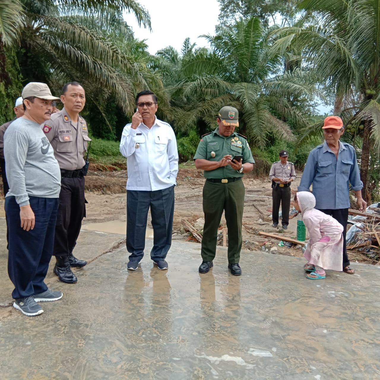Daulat Siagian dan Istri yang Tewas Terseret Banjir Sungai Bah Bolon Meninggalkan Dua Anak Masih SD