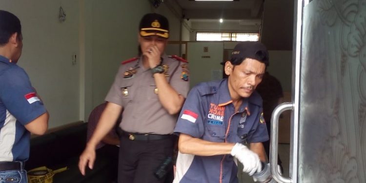Bank BTPN Disatroni Kawanan Perampok, Ratusan Juta Disikat Bank BTPN Disatroni Kawanan Perampok, Ratusan Juta Disikat